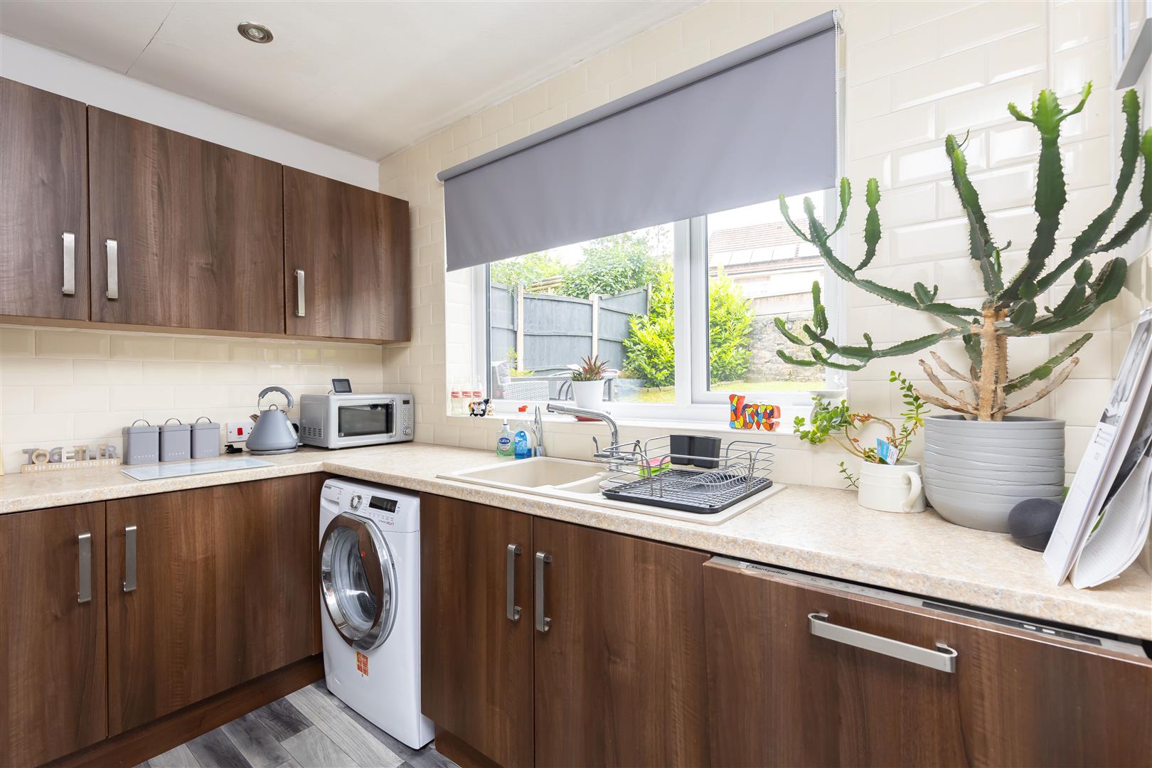 5 bed property in Carlton Avenue, Chorley